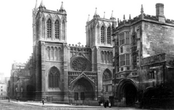 Bristol, die Kathedrale von vorn, 1920 ca.
                        [18]