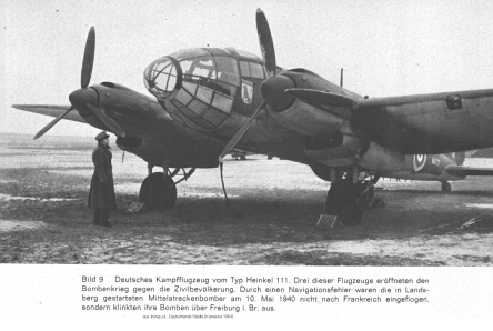 Bild 009: NS-Bomber Heinkel 111, am Boden