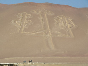 Nahaufnahme
                        des Geoglphys "Kandelaber" bei Paracas
                        / Pisco