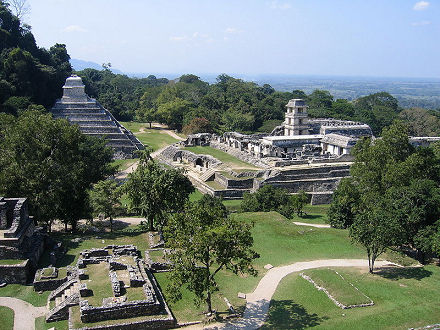 El territorio del
                        santuario de Palenque