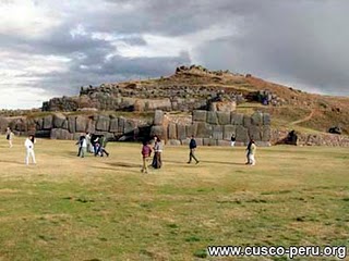 Sacsayhuamn, templo,
                      vista completa