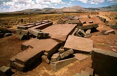 Puma
                      Punku (Puma Puncu), campo de ruinas 02