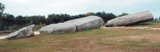 Menhir quebrado de
                        Locmariaquer