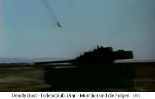 Trickfilm: Atomrakete
                      (Uranbombe) fliegt gegen Panzer