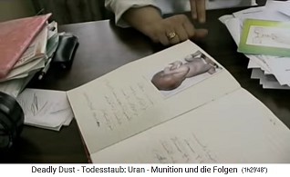 Basra, Mutter-Kind-Krankenhaus",
                              Buch mit Babyfotos mit Geburtsfehlern 02