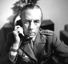 Volker Bernadotte
                          (Folke Bernadotte) am Telefon, 1948 ca.