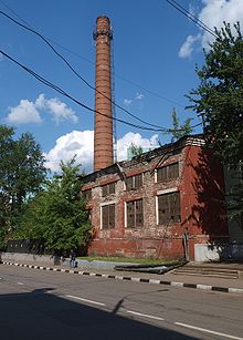 Fabrik "Hammer
                        und Sichel" ("Serp i Molot"),
                        heute Goujon-Werk, die alte Fabrikhalle im Jahre
                        2009