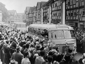 Eschwege, die Begrssung der Rckkehrer
                            im Oktober 1955