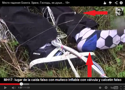 Vete "EUA": el lugar de la
                            caída del vuelo MH17 de Malasia Airlines en
                            la Ucrania (2014) fue falsificado, aquí se
                            ve un muñeco inflable con válvula y un
                            calcetín falso
