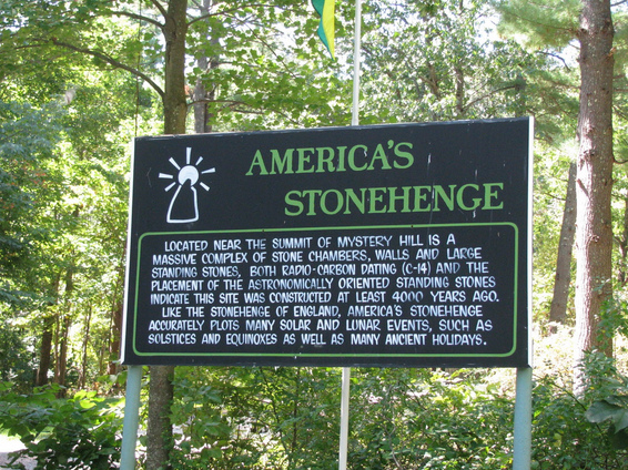 Das "amerikanische
                        Stonehenge" in North Salem in New
                        Hampshire