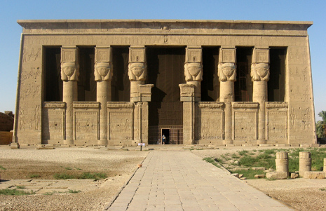 Der
                Tempel von Dendera