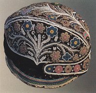 Velvet cap with beading of Iroquose
                                primary nation