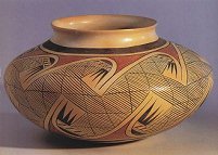 Storage jug from the Pueblo of Hano
                              of Hopi primary nation