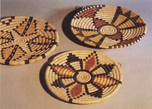 Little bowls in wicker work of Hopi
                              primary nation in coil-built technique