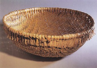 Ring basket of Hopi primary nation
                              for corn washing