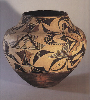 Storage vessel of eastern village of
                              Acoma