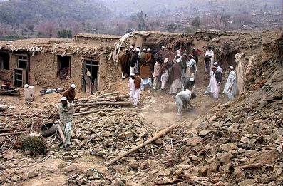 Pakistan, here the poor village
              of Damadola after an "U.S." air strike of 2006