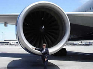 Engine of a Boeing777 compared with a
                        person