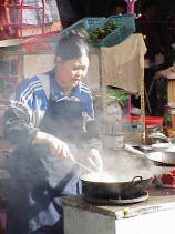 Wuhan: Strassenkche fr das
                                Mittagessen