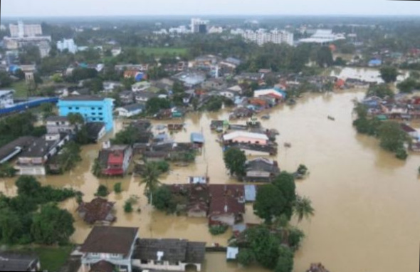 berschwemmungen im Sden
                Thailand in Narathiwat, 15.1.2014