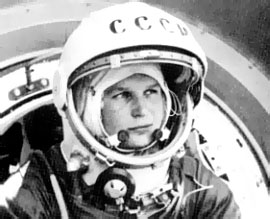 Valentina
                            Tereshkova, primera cosmonauta en la
                            atmsfera alta durante la misin
                            "Vostok 6" de la "Unin
                            Sovitica"