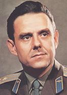 Vladimir
                          Komarov, retrato