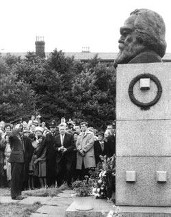 Gagarin cult:
                          Gagarin salutes on the grave of Karl Marx in
                          1961. With this he follows the party-line and
                          for the "USA" propaganda he serves
                          as a welcomed target for a "new
                          frontier"...