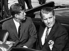 11 Sep 1962: John F. Kennedy with Wernher
                          von Braun in an open limousine during a round
                          tour in the Marshall Space Flight Center.