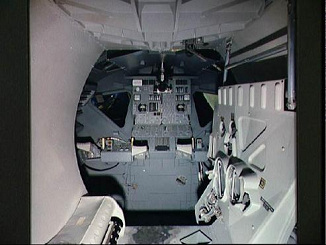 Mondlandefhremissionssimulator,
                            Innenansicht, in Houston im Manned
                            Spacecraft Center (MSC), Gebude 5,
                            Aussenansicht, 1.11.1967, Foto-Nr.:
                            S67-15794