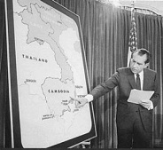 Nixon erlutert am 30.4.1970
                              Fernsehen die bevorstehende Kambodscha
                              (Cambodia)-Invasion.