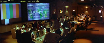 Capricorn One: Blackout in the control
                          center.