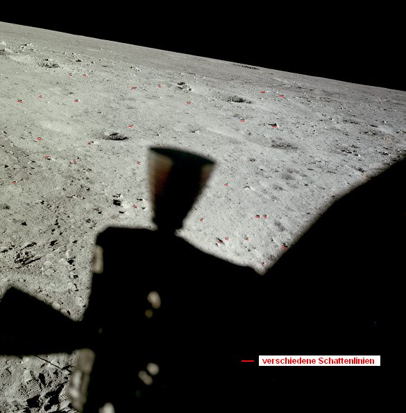Apollo 11 Foto-Nr. AS11-37-5469: Die NASA
                          sagt, dies sei die "Mondlandschaft"
                          rechts vom vorigen Foto AS11-37-5468. Bei
                          genauem Hinsehen sieht man willkürlich kurze
                          Schatten bei grossen Steinen und lange
                          Schatten bei kleinen Steinen, und die
                          Schattenrichtungen stimmen auch nicht überein.
                          Wieder ist das Foto z.T. scharf und unscharf,
                          und der schräge Horizont scheint auch
                          unmöglich.