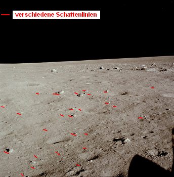 Apollo 11 Foto-Nr. AS11-37-5457: Nun sieht
                        man noch weiter nach rechts, und das
                        Schattenchaos bleibt, und die Fotomontage auch.