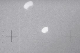 Faked moon landing Apollo 15 photo no.
                          AS15-90-12213: the two oval Suns, these are
                          spot lamps on the ceiling of the hall