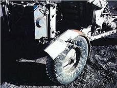 Apollo 17 fake: The tire profile is in
                  the shadow but there are white spots on the profile.
                  The NASA manipulators forgot to paint the profile
                  black...