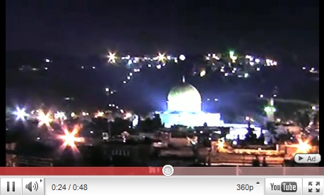 Video 03:
                    ovi (ovni) sobre Jerusaln, 28/01/2011 (04), el
                    objeto claro se queda en la posicin baja