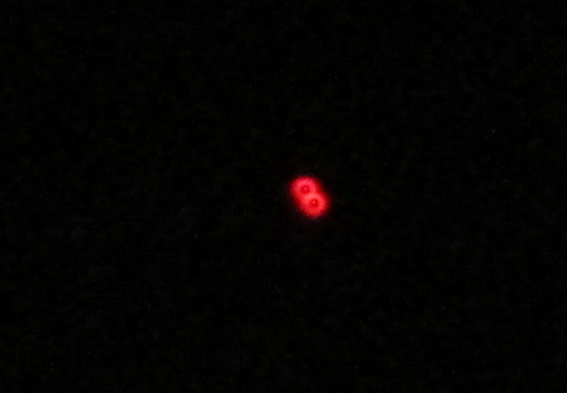 Objekt (UFO) ber Lima Los Olivos, nur 2 rote
              Lichter sichtbar, 25. Dezember 2016, 0h12min.2sek.