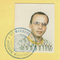 Michael Palomino,
                        Foto im Ausweis der Dr. Raeber Handelsschule
                        1997