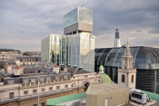 Londres, la Torre de Rothschild, centro de
                    los reptilianos en New Cour
