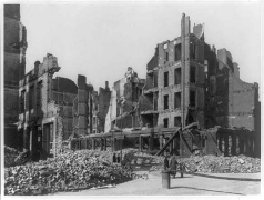 Zerbombtes Hamburg 1945