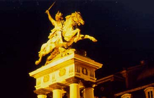 Vercingetorix monument in
                          Clermont-Ferrand