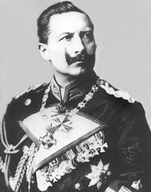 Kaiser Wilhelm II., Portrait mit
                        seinen Orden an der Brust; er begnadigte den
                        Beschuldigten Hennig nicht, der seine Unschuld
                        beteuerte [5]