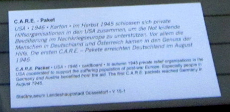 Un paquet
              "Care"  Dsseldorf, les paquets
              "Care" venaient depuis de l’aot de 1946 -
              texte