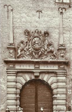 Das Portal am Zeughaus von Kln 1935