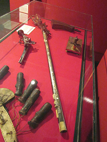 Verziertes Schiessgewehr aus der
                                Zeit des Dreissigjährigen Krieges