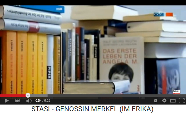 Buch "Das erste Leben
                  der Angela Merkel", Frau Merkel wollte die DDR
                  behalten und einen "Dritten WEg" ohne
                  Wiedervereinigung, der Druck zur Wiedervereinigung kam
                  durch die Bevlkerung zustande