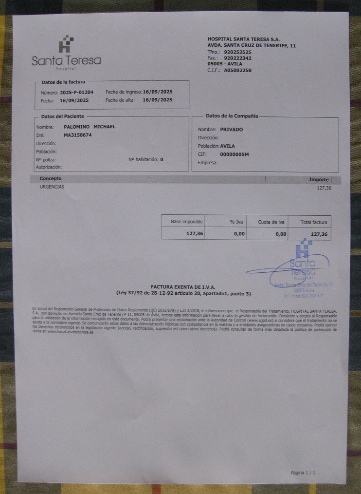 Avila: Arztzeugnis vom
                  16.9.2025 vom Spital "Santa Teresa" wegen
                  der Stiche, die Quittung der Zahlung