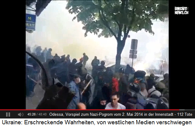 Pogrom in Odessa vom 2.5.2014, Rechter
                        Block mit Schlgertypen mit Baseballschlger