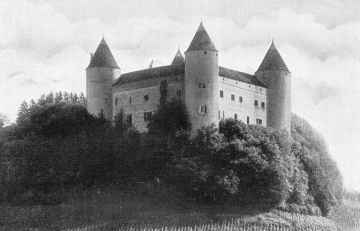 Schloss Yverdon am Neuenburgersee
                                  in der Schweiz, eine typische
                                  "Vierecksburg" nach
                                  arabischem Muster