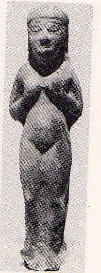 Figurine of
                        Astarte: Breasts in their hands 2